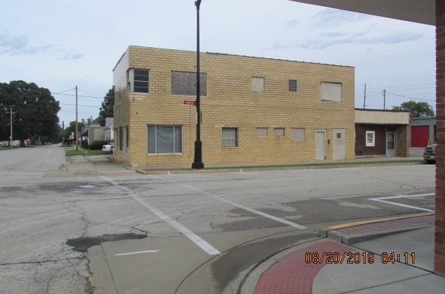 200 E Ryder St, Litchfield, IL 62056
